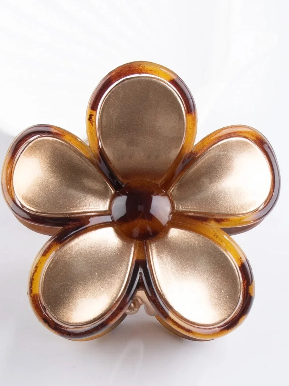 Flower Hair Claw Clip NWT